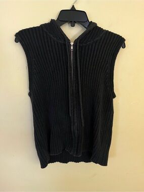 Relativity Sleeveless Black Ribbed Zip Hoodie Vest